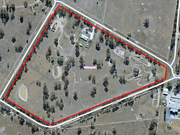 WALLANGARRA - 35 ACRES - 400M2 UNDER HOUSE ROOF - 5 BED, RUMPUS HUGE SHEDS, GREAT WATER SUPPLY