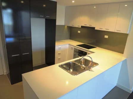 Executive Style Apartment In great Location!