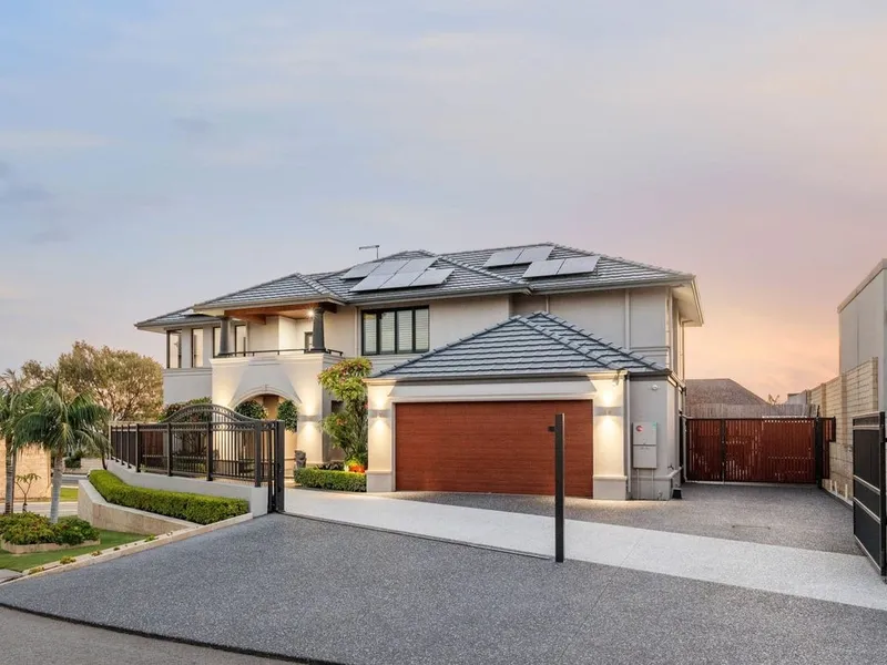 Panoramic Ocean and Marina Views