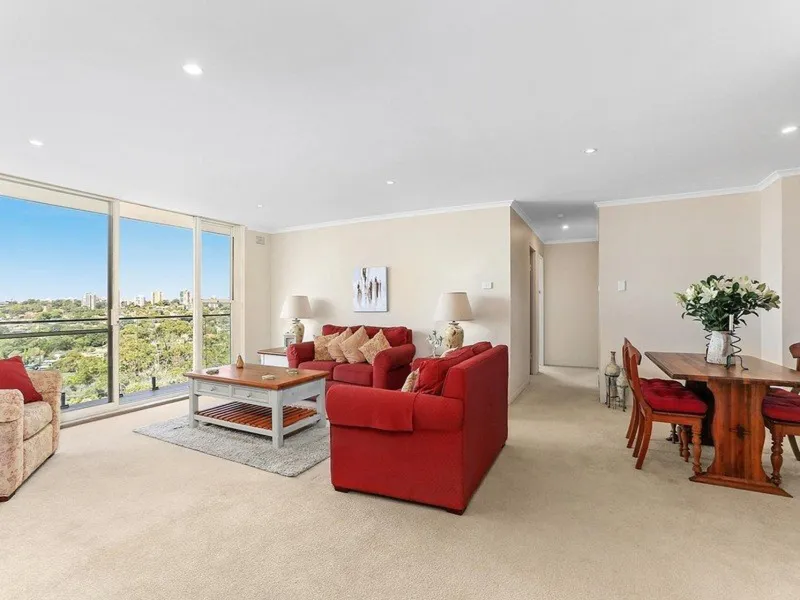 Generously proportioned with views
