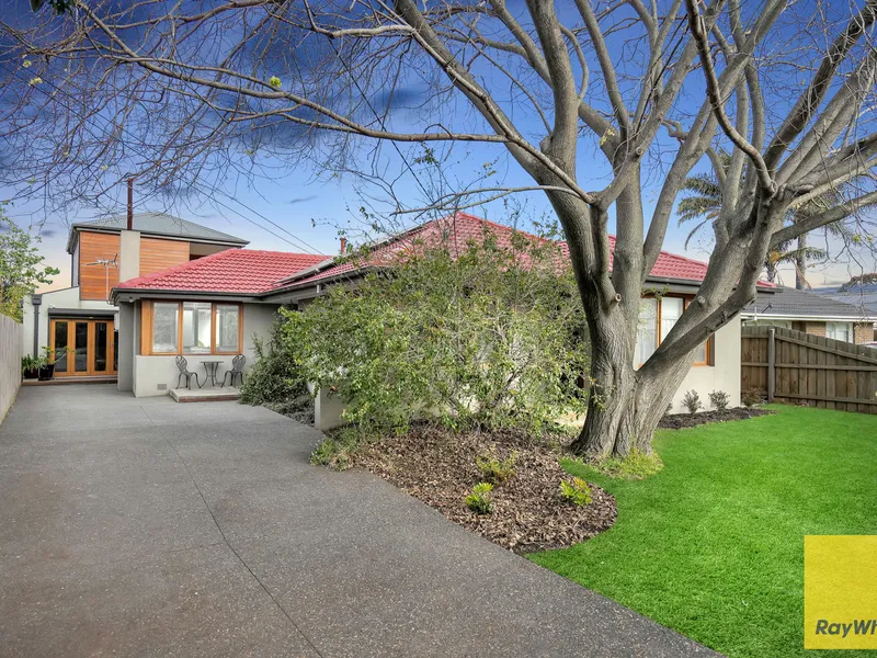 Rare Dual-Living Delight in the Heart of Seaholme