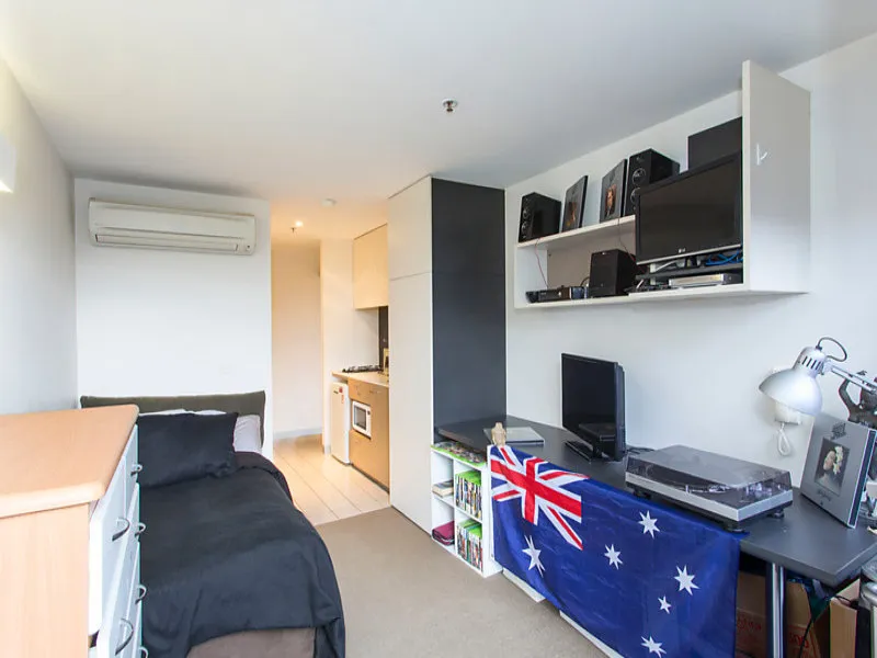 Investment Apartment - Student Accommodation 7% Net Investment Return ! 
