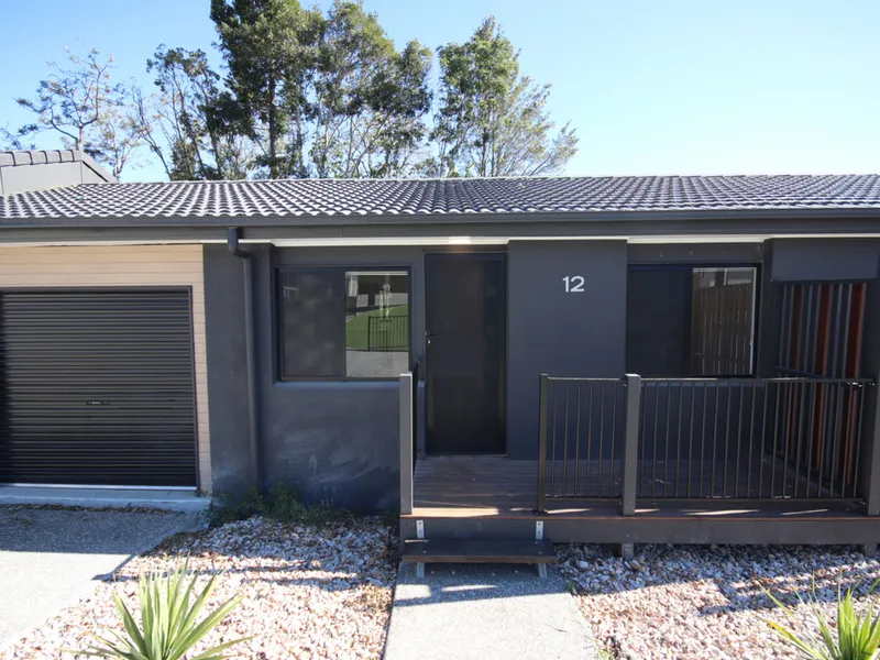 NEWLY RENOVATED 2 BEDROOM UNIT!!!