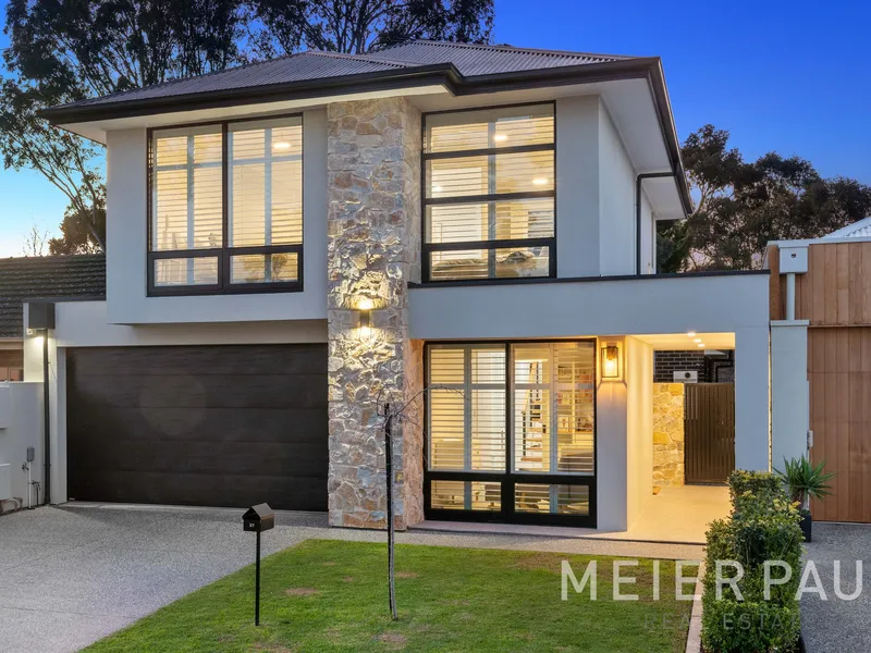 Luxury inspired design in ideal location with access to Linear Park