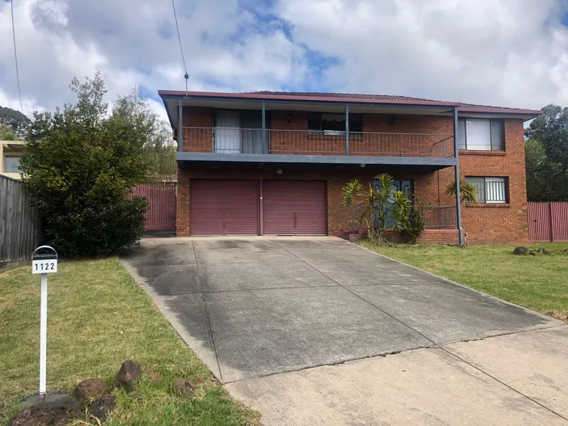 House with Bay Views!