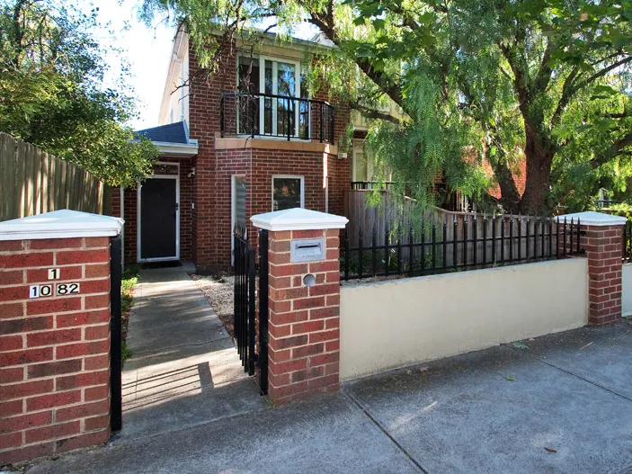 Lifestyle and Location!