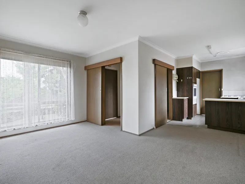 Prime location - Six month lease is optional