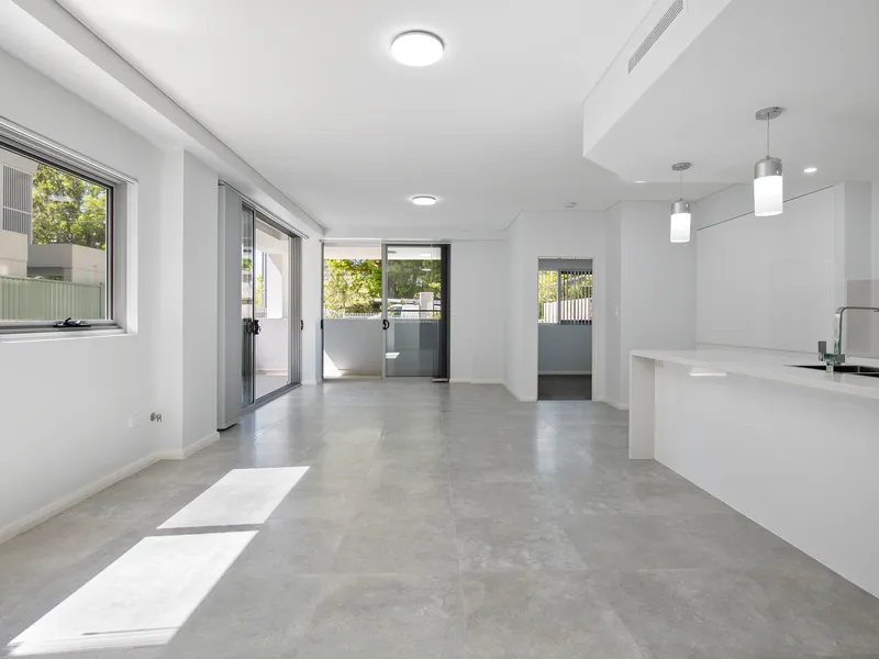 Near New 3 Bedroom Apartment at Asquith Grange