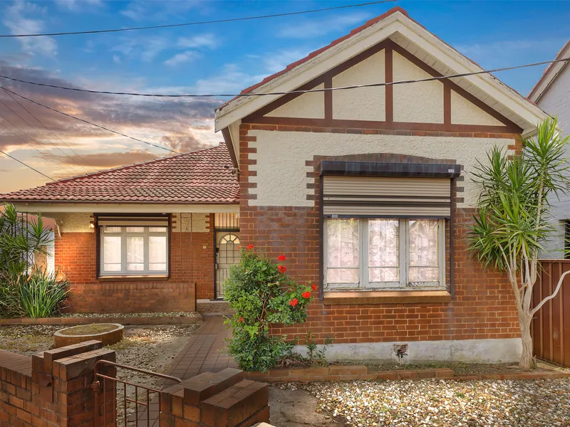 Renovators Dream Single Level Family Home