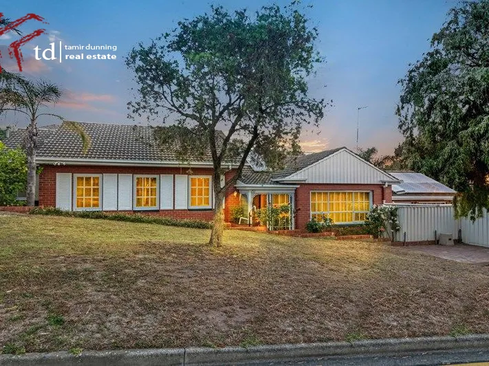 The perfect family home with the lot!