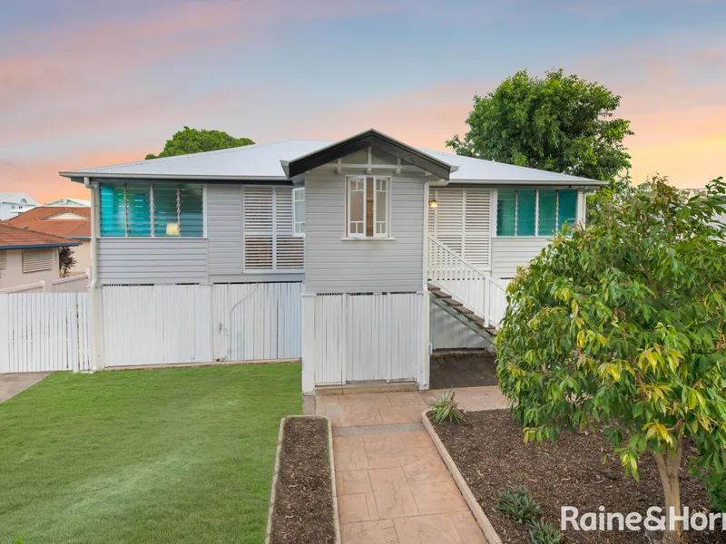 Come Home to Hodel Street!!