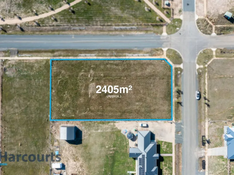 Fantastic Titled Block on Corner Allotment