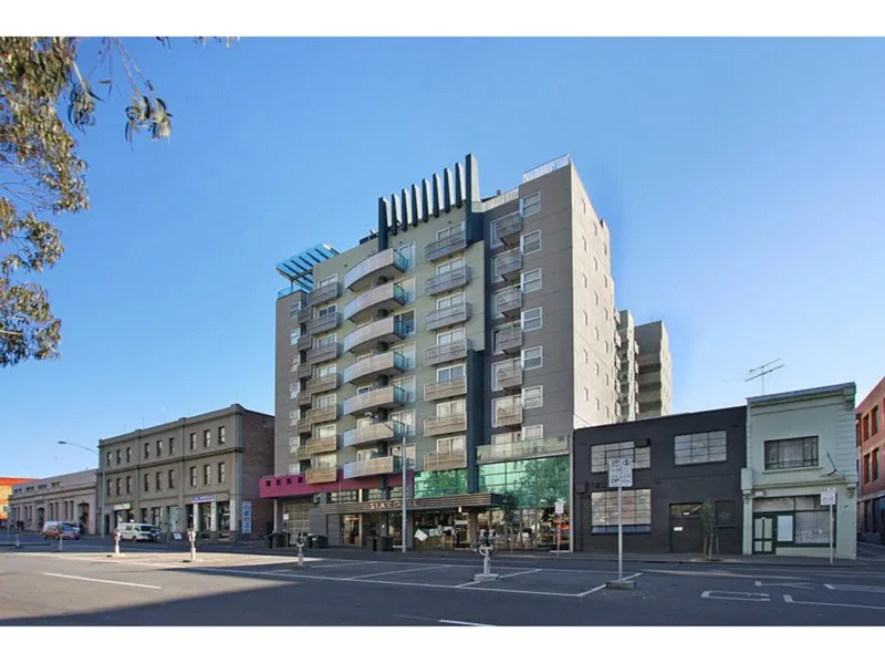 Around the corner from Vic Market, RMIT and Melbourne Uni.