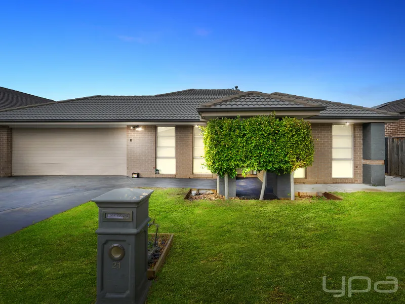 LARGE FAMILY HOME ON A TREE LINED STREET