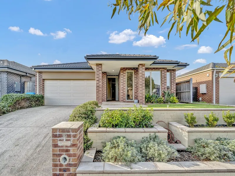 Spacious Family Home in Coveted Casiana Grove Estate