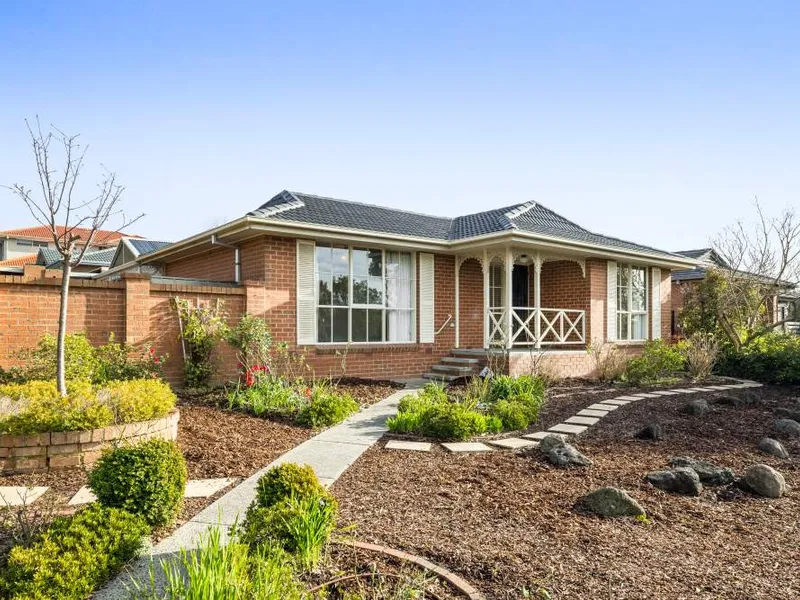 Bright & Fabulous Corner Home