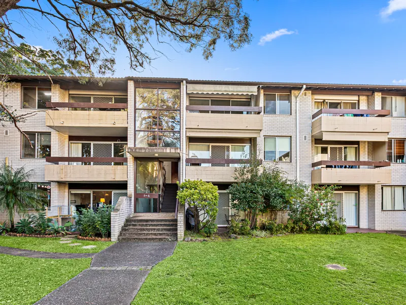 Modern Apartment in Convenient Location