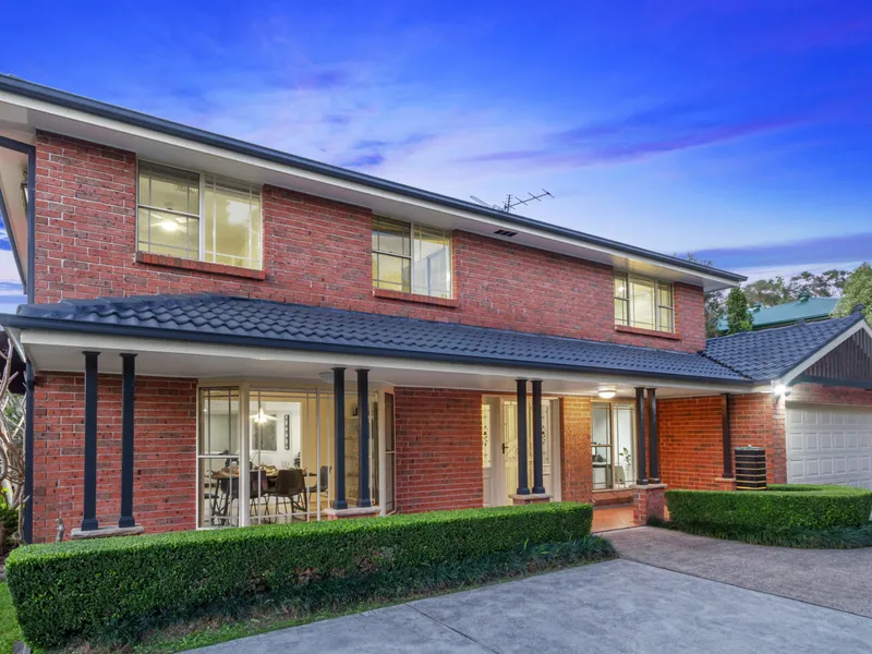 Serene parkland entertainer in an ultra-convenient lifestyle pocket