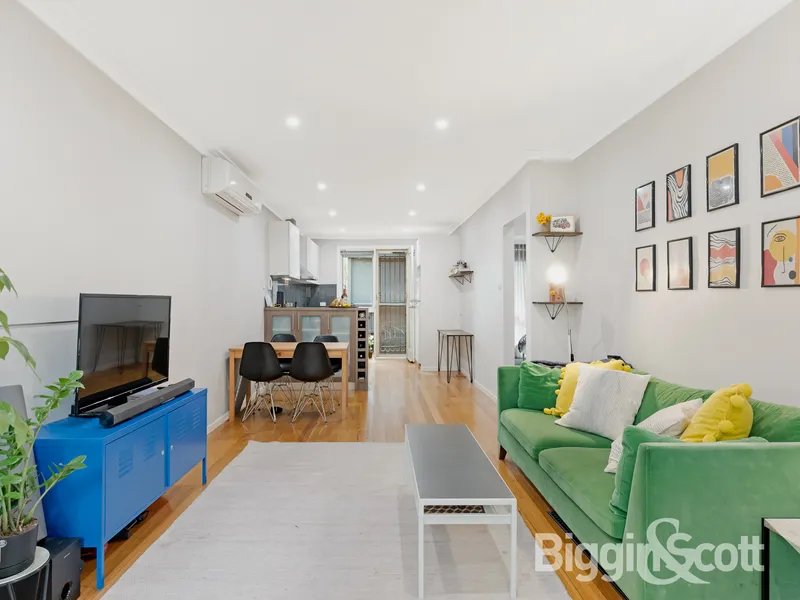 A Spacious Sensation With Courtyard Appeal