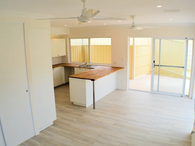 QUIET HIDEAWAY WITH PRIVATE ACCESS