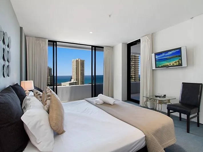 'ARIA' apartments - Prestige Broadbeach address