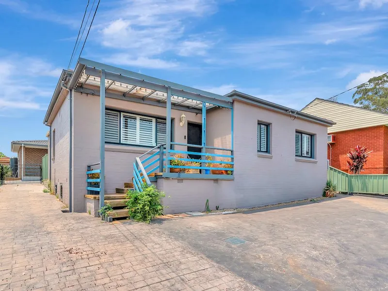 RENOVATED THREE BEDROOM FAMILY HOME!!!
