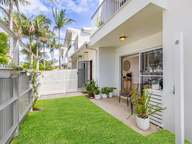 Beachside Townhouse Living!