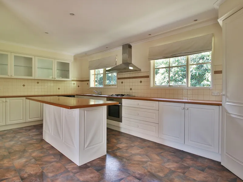 FAMILY HOME IS HERE READY FOR YOU!