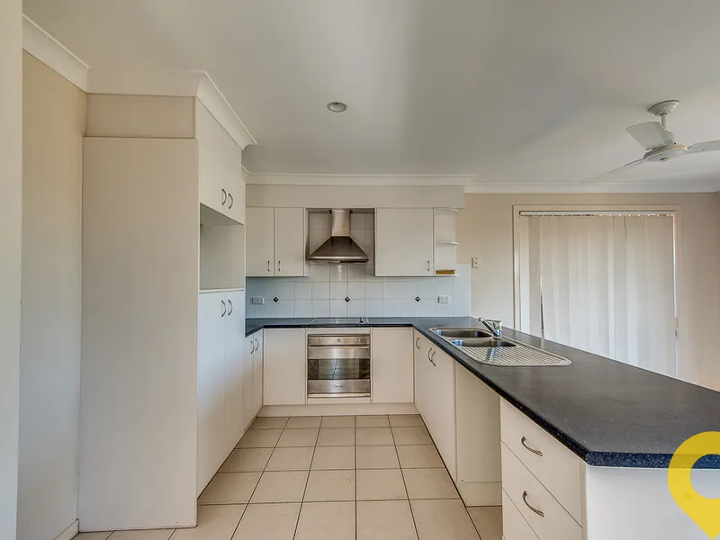 FAMILY HOME IN COLLINGWOOD PARK