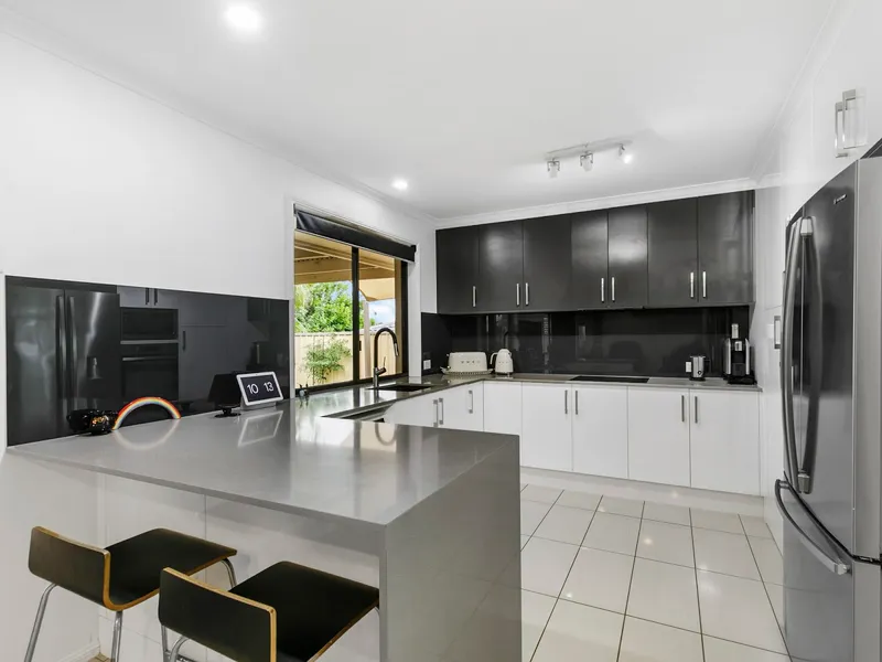 Renovated Kitchen + Side Access to Shed