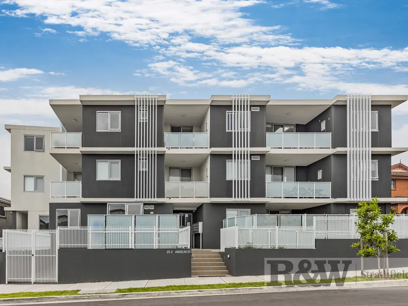 MODERN LIVING - GREAT VALUE BUYING