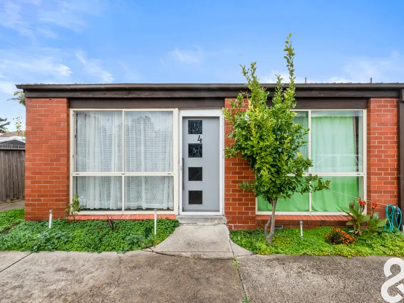 CONVENIENT UNIT LIVING