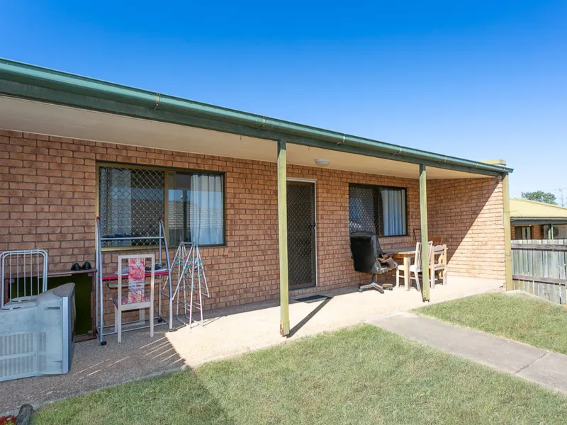 Great Unit in Convenient Location!