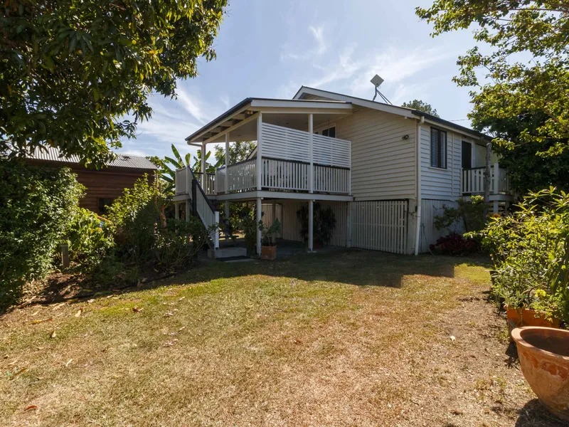 FANCY A GREEN LIFESTYLE CHANGE? WITH AN INCOME!