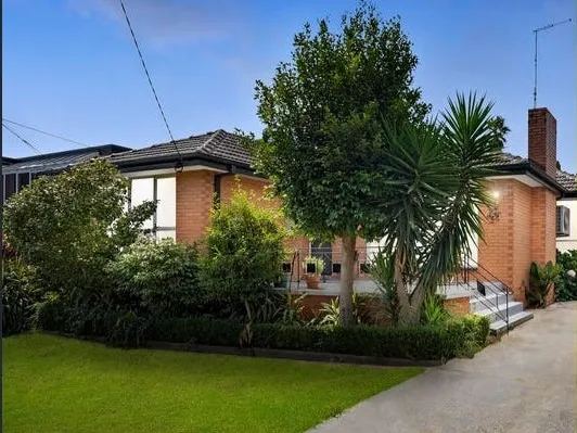 Three Bedroom Family Home Plus Two Bedroom Granny Flat!