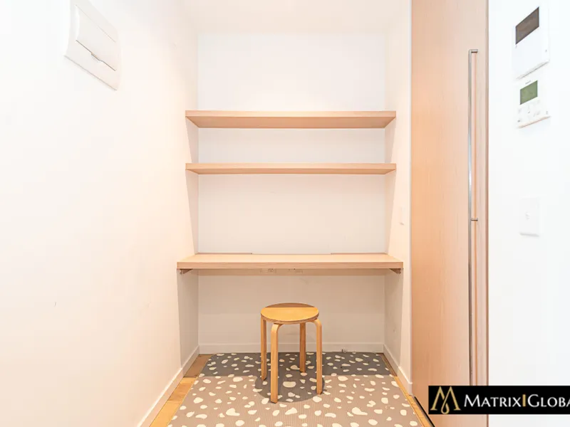Prestige Fully Furnished Apartment Living at West End