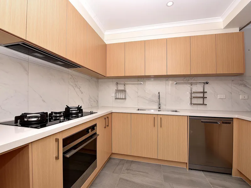 Spacious 3-Bedroom Apartment in Central Glen Waverley