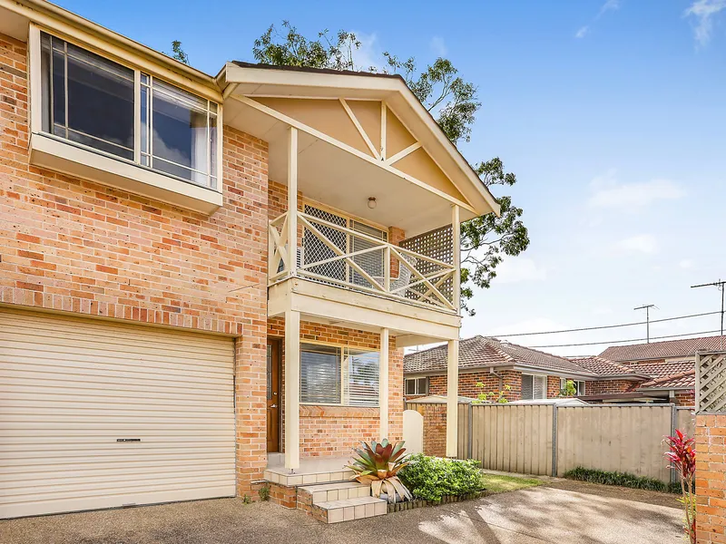 Spacious rear north townhouse in sought-after location