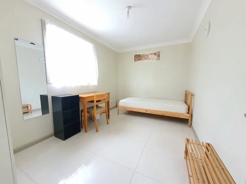 AFFORDABLE AND TIDY ROOM IN KINGSFORD - AVAILABLE FOR RENT!