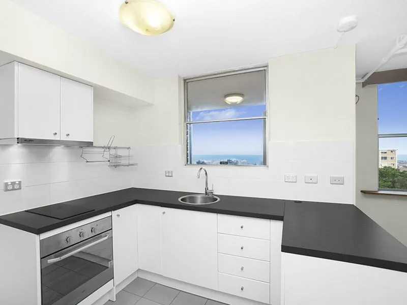 Fully Renovated Studio with Amazing Ocean Views and Parking