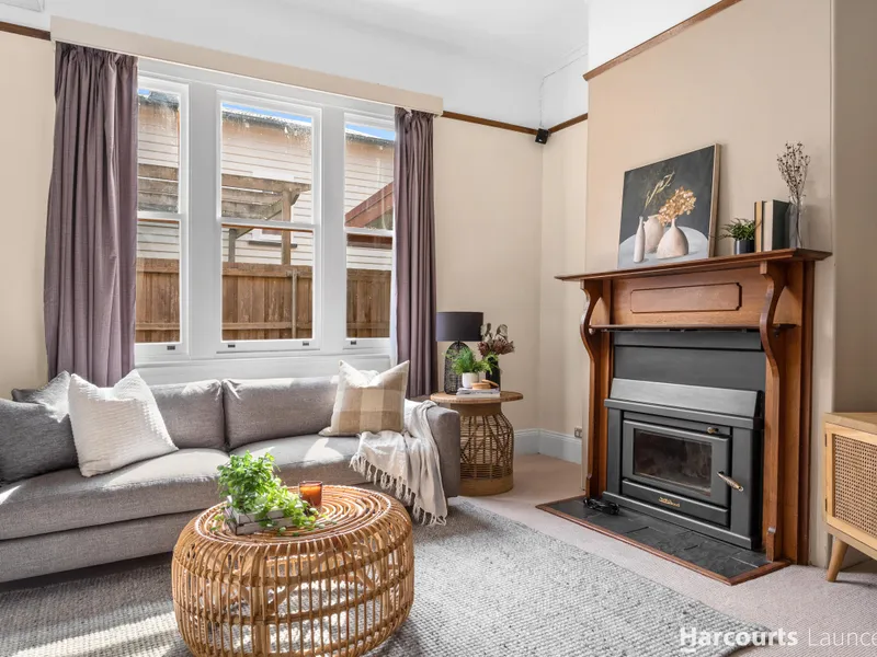 Delightful, Spacious Residence in Quiet Location