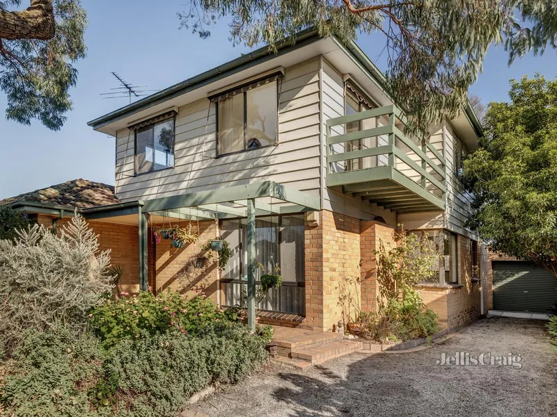 A Retro Renovator in Coatesville Zone