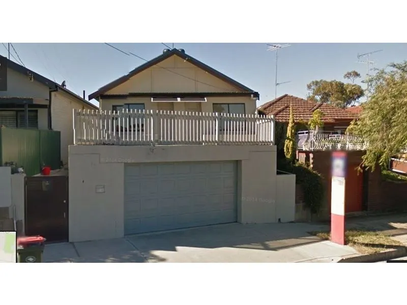 PLEASANT ONE BEDROOM IN KINGSFORD - AVAILABLE FOR RENT!