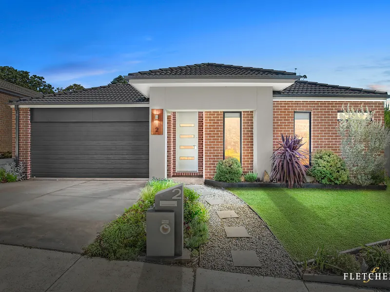 Contemporary Allure in the Cloverlea Estate