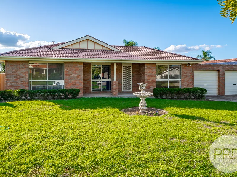 23 Kaldari Cres, Glenfield Park NSW 2650