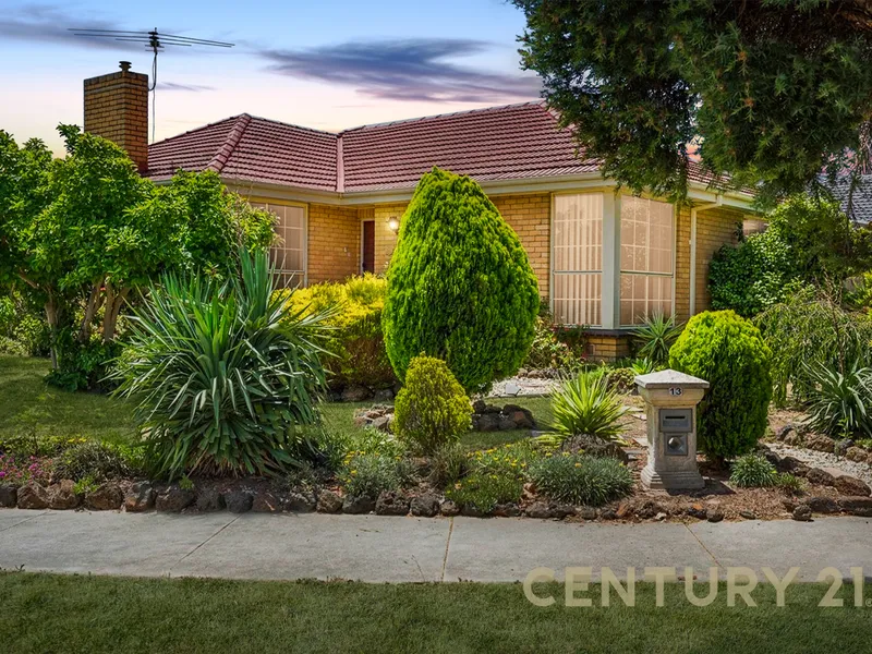 711sqm(approx) Corner Block on Kingswood