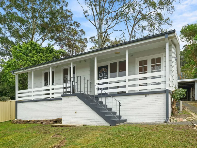 Freshly Renovated Classic Cottage