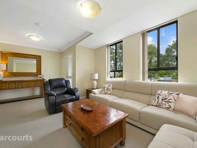 Striking modern townhouse with thoughtful design