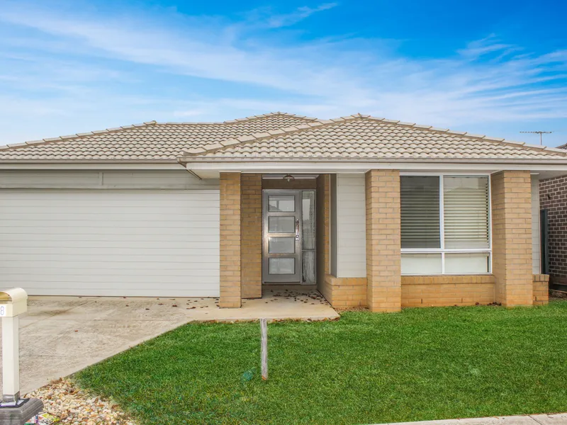 Conveniently Located Family Home!