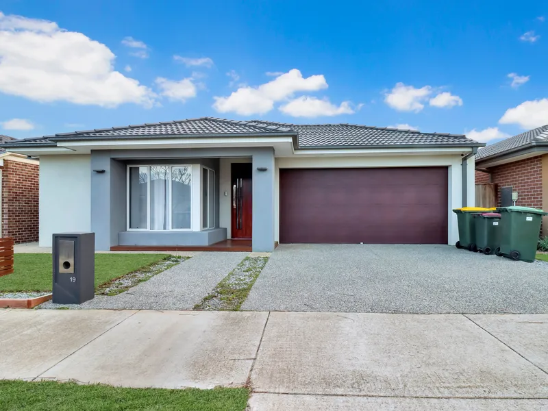 SPACIOUS ENTERTAINMENT FRIENDLY HOME